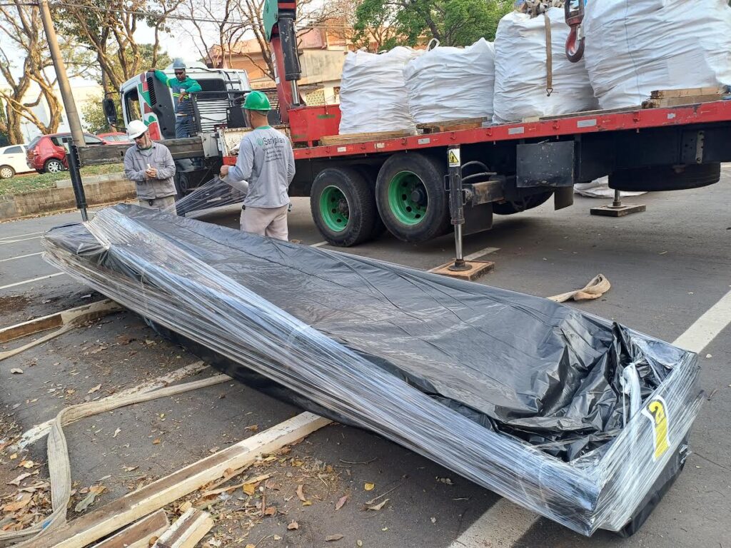 Embalamento dos Resíduos stretch e big bags.